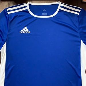 Men’s Adidas shirt